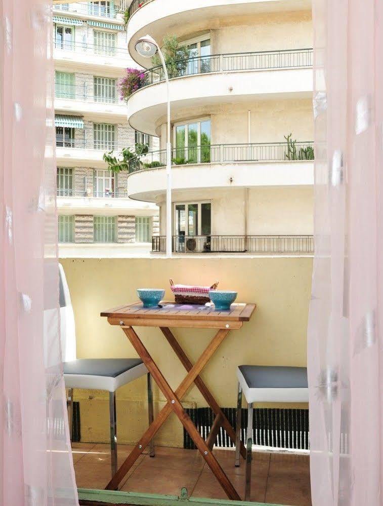 Blue Lagon Five Stars Holiday House Nice Exterior photo